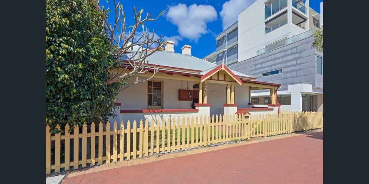 Emu Backpackers Perth - Note - Valid Passport Required For Check In Hostel Exterior foto