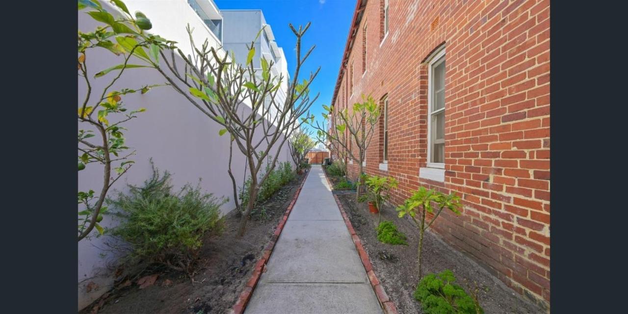 Emu Backpackers Perth - Note - Valid Passport Required For Check In Hostel Exterior foto